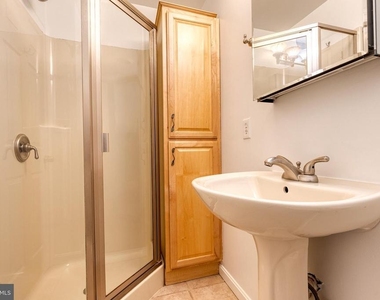 1608 S Hanover Street - Photo Thumbnail 11
