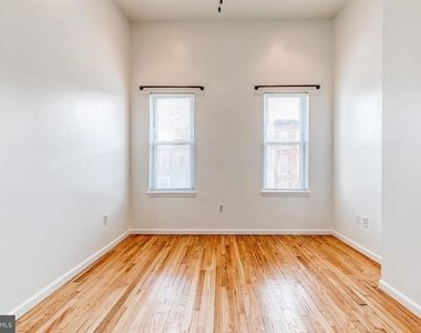 1608 S Hanover Street - Photo Thumbnail 12