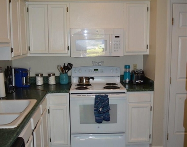 1945 Trexler Court - Photo Thumbnail 4