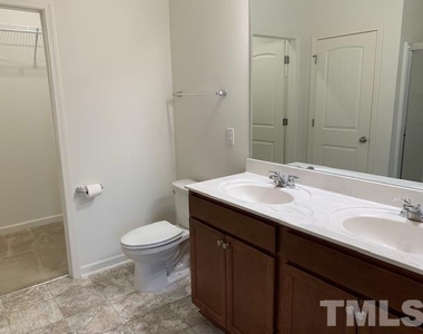 1149 Noor Lane - Photo Thumbnail 8