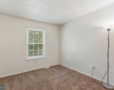 6319 Harris Heights Avenue - Photo Thumbnail 12