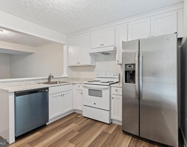 6319 Harris Heights Avenue - Photo Thumbnail 1