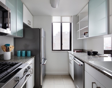 Copy of 500 West 56th Street, Unit 918 - Photo Thumbnail 1