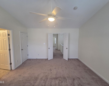 8346 Glenwood Springs Court - Photo Thumbnail 18