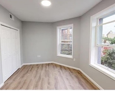 3228 Hiatt Place Nw - Photo Thumbnail 13
