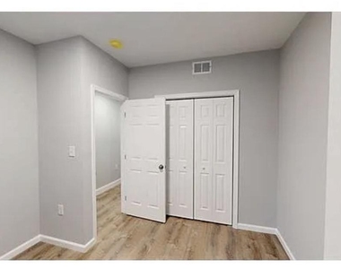 3228 Hiatt Place Nw - Photo Thumbnail 12