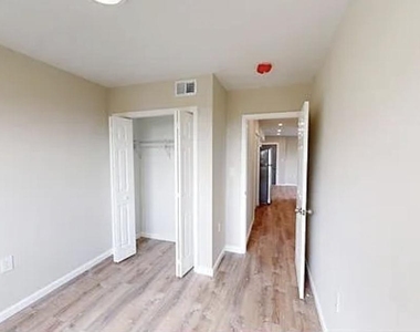 2431 Alabama Avenue Se - Photo Thumbnail 8
