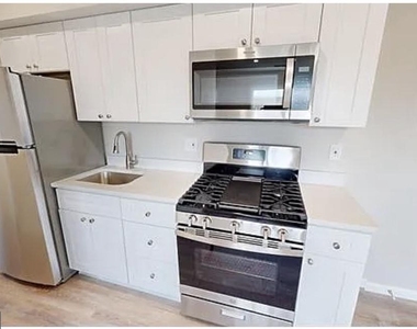2431 Alabama Avenue Se - Photo Thumbnail 11