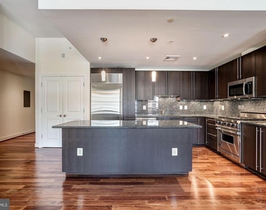 2425 L Street Nw - Photo Thumbnail 7