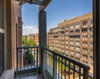 2425 L Street Nw - Photo Thumbnail 13