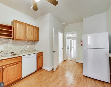 137 R Street Ne - Photo Thumbnail 12