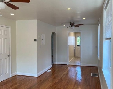 101 Galveston Place Sw - Photo Thumbnail 1