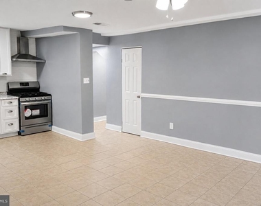 63 Galveston Place Sw - Photo Thumbnail 3