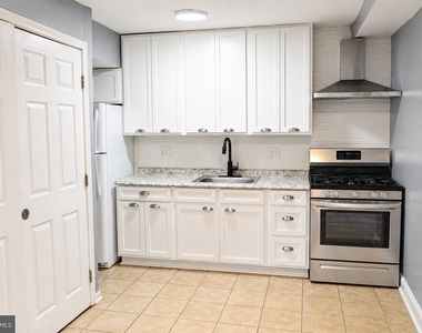 63 Galveston Place Sw - Photo Thumbnail 1