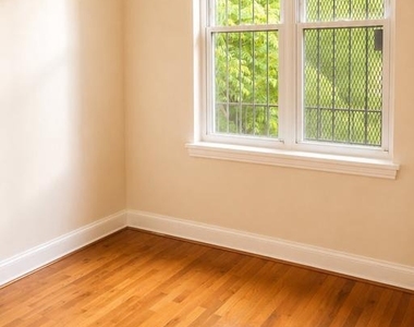 63 Galveston Place Sw - Photo Thumbnail 6