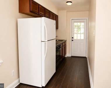 63 Galveston Place Sw - Photo Thumbnail 3