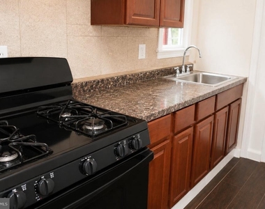 63 Galveston Place Sw - Photo Thumbnail 4