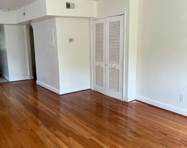 63 Galveston Place Sw - Photo Thumbnail 9