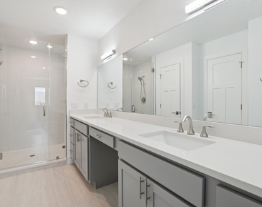302 Tesla Circle Cir - Photo Thumbnail 32
