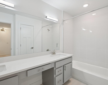 302 Tesla Circle Cir - Photo Thumbnail 23