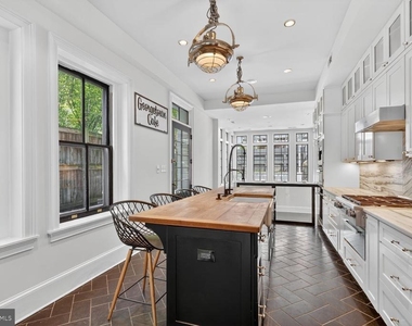 3019 Dent Place Nw - Photo Thumbnail 3