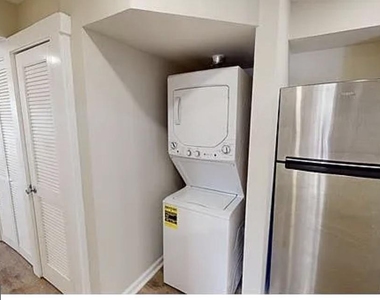 4203 Edson Place Ne - Photo Thumbnail 5