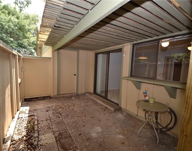 900 W Village Ln - Photo Thumbnail 20