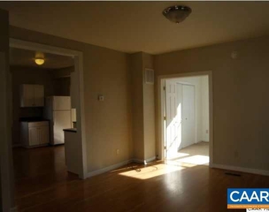 1122 E Market St - Photo Thumbnail 2