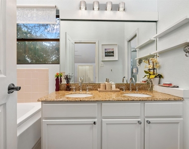 1204 Summit Edge Dr - Photo Thumbnail 11