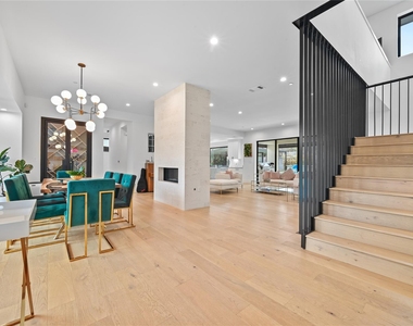 308 Briarwood Trl - Photo Thumbnail 11