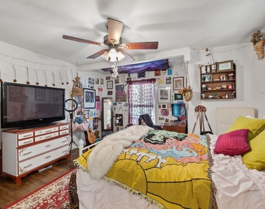 3801 Avenue G - Photo Thumbnail 12