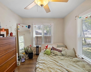 3801 Avenue G - Photo Thumbnail 9