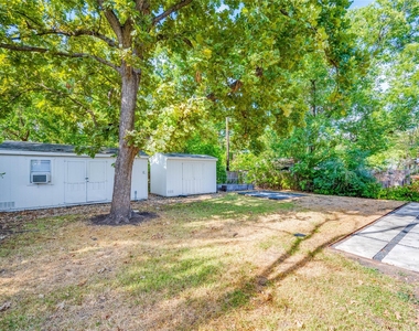 2516 Friar Tuck Ln - Photo Thumbnail 34