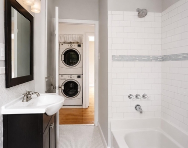 907 E 56th St - Photo Thumbnail 12