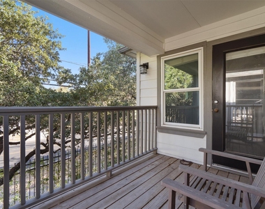 1011 Brodie St - Photo Thumbnail 17