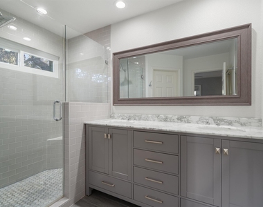 1011 Brodie St - Photo Thumbnail 19