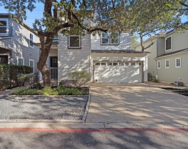 1011 Brodie St - Photo Thumbnail 1