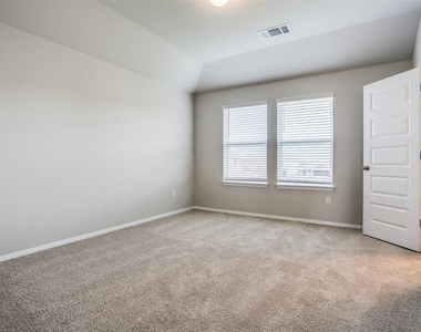 146 White Dunes Dr - Photo Thumbnail 16