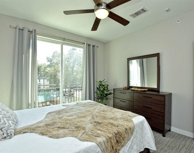 1900 Barton Springs Rd - Photo Thumbnail 1