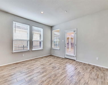2800 Joe Dimaggio Blvd - Photo Thumbnail 15