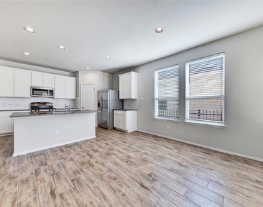 2800 Joe Dimaggio Blvd - Photo Thumbnail 7