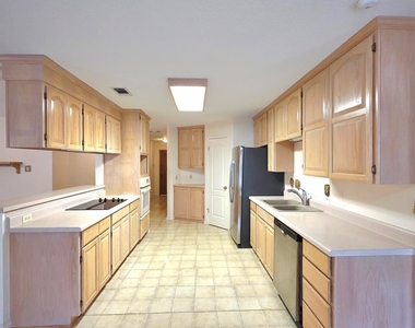 651 Purple Sage Dr - Photo Thumbnail 3