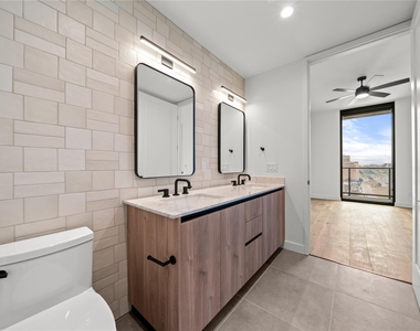 84 East Ave - Photo Thumbnail 10