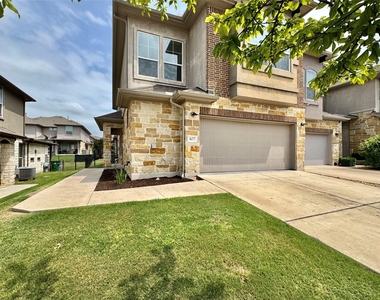 407 Rhetoric Way - Photo Thumbnail 2