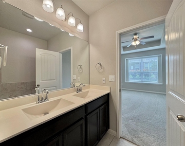 407 Rhetoric Way - Photo Thumbnail 25