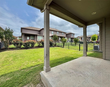 407 Rhetoric Way - Photo Thumbnail 27