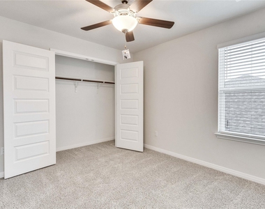 6501 Dragride Rd - Photo Thumbnail 17