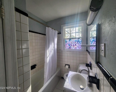 2134 Camden Avenue - Photo Thumbnail 26