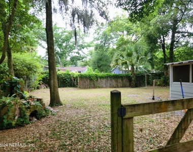 2134 Camden Avenue - Photo Thumbnail 12