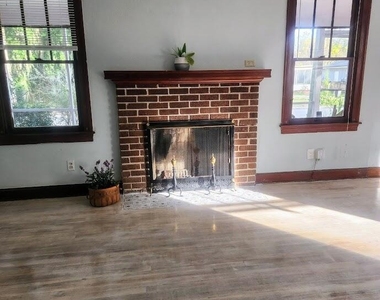 2134 Camden Avenue - Photo Thumbnail 21